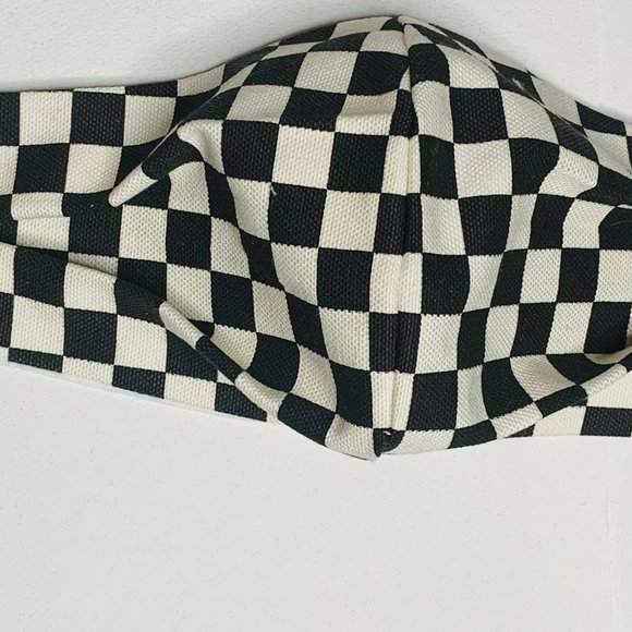 Masks - Picture 5 of 11